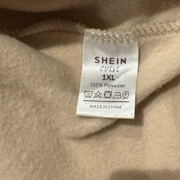 NWOT Womens fall sweatshirt size 1XL, “in all things give thanks” SHEIN - Picture 4 of 4